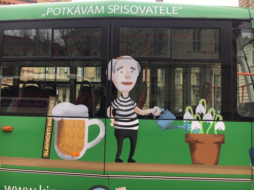 Pro Knihovnu Jiřího Mahena jsme zrealizovali čtenářský polep tramvaje