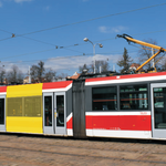 TRAMBOARD – nástupní strana (pouze tramvaj ANITRA) (cca 3 × 3 m)